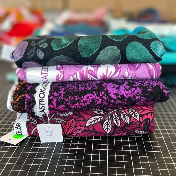2 m Stoffpaket - 4 x ca. 0,5 m Bio-Stoffe - orchid / lila