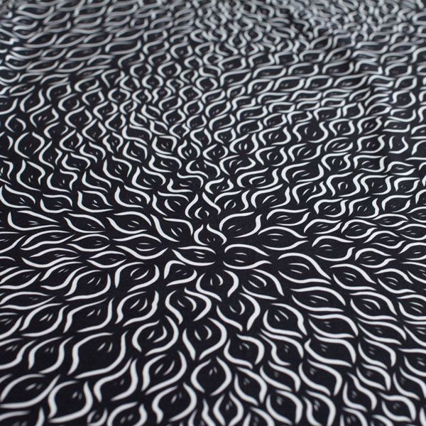 Blätterschwof - schwarz / weiß - Viskose-Jersey - VORBESTELLUNG