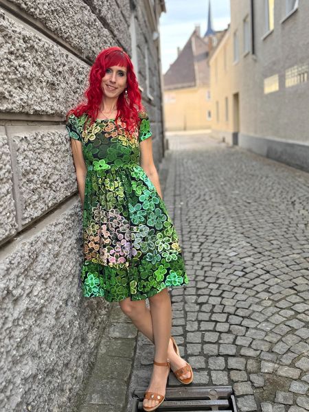 VibrantBlossom - green garden - Bio-Jersey - A/B-Ware - 2,50 m RESTSTÜCK