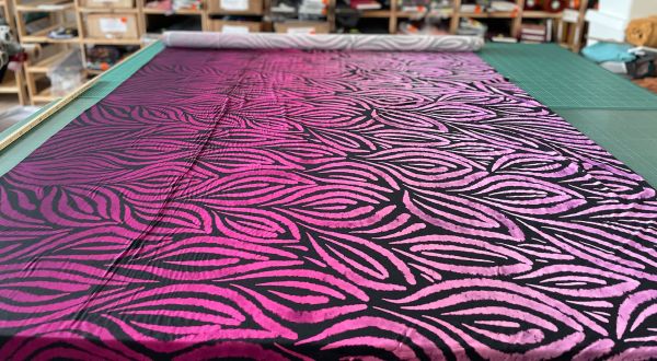Zebrablume - gradient berry - Viskosejersey