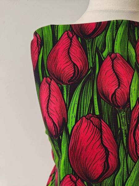 Tulips - red - Bio-Jersey - 0,80 m m RESTSTÜCK