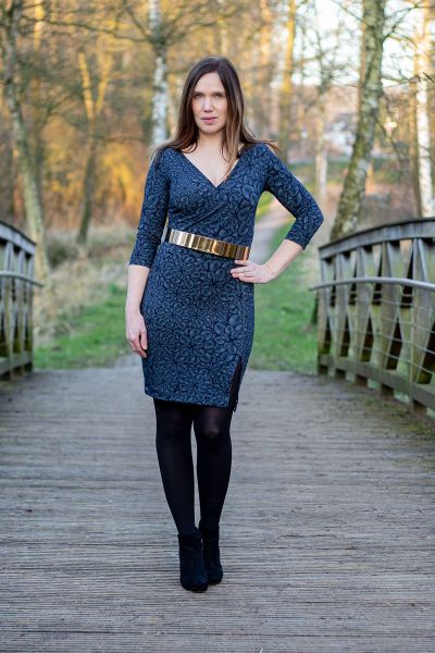 Blumenmeer - dark blue - Bio-Sommersweat