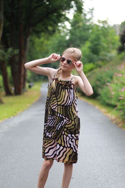 Gravitation MAXI dark - nude / oliv - Viskose Webware - VORBESTELLUNG