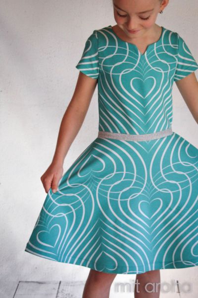 Love is all around - mint-türkis - Bio-Jersey - 2 m RESTSTÜCK