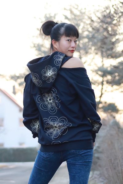 Starflowers - schwarz / champagner Glitzer Metallicprint - Sweat angeraut