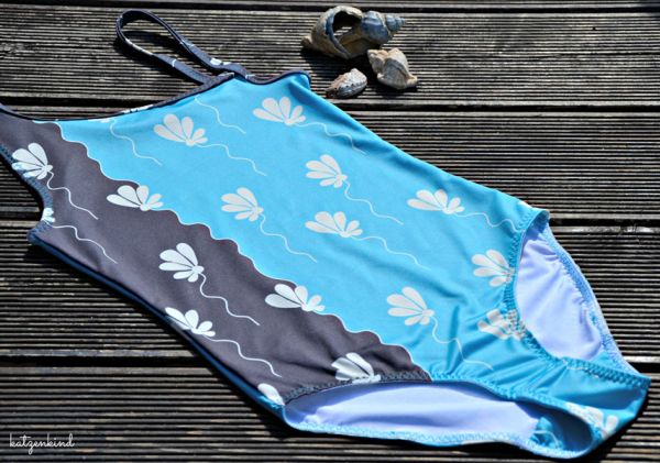Swimming Blossom - braun / rosa -  3in1 Design - Badeanzugstoff - 0,50 m RESTSTÜCK